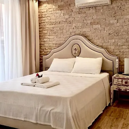 Villa Kalkanda Sonsuzluk Havuzlu